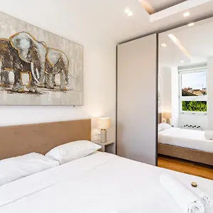  Appartamento Moscova Luxury Italia